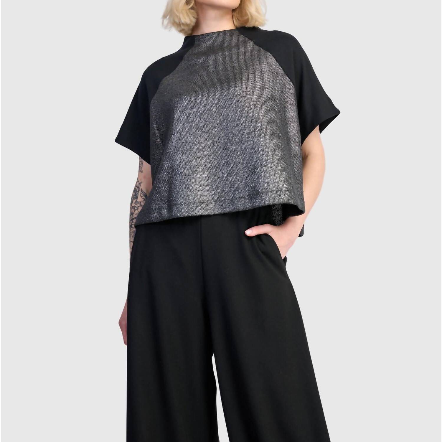 New Alembika Velma Raglan Top In Silver